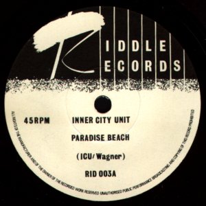 [Paradise Beach]