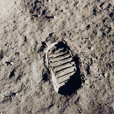 Buzz Aldrin's footprint on the moon - Apollo 11 mission