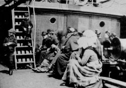 Emigrants on the deck of SS Oregon at Liverpool